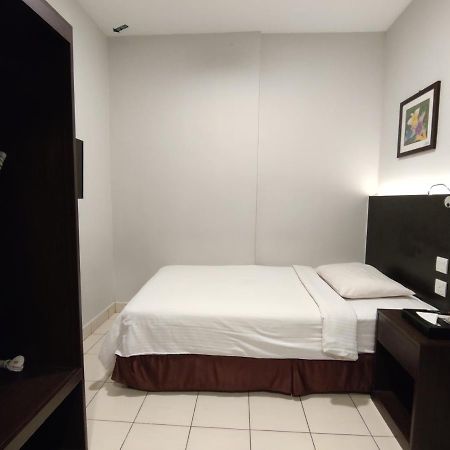 Hotel Desaru Penawar Eksteriør billede